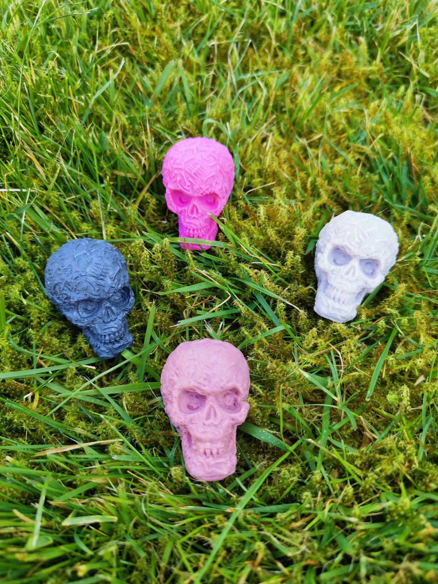 Soap tiny-small skulk