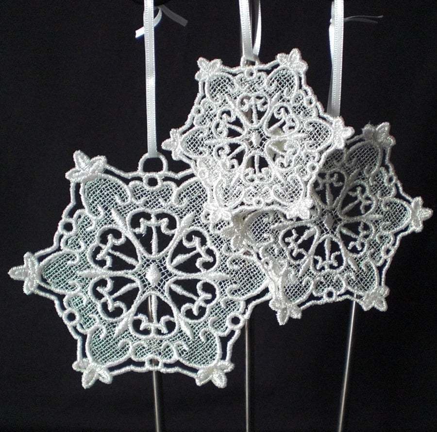 Embroidered snowflakes. Set of 3