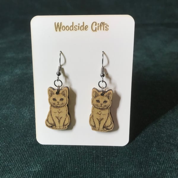 Cat hanging earrings - Hand made wooden hanging earrings 