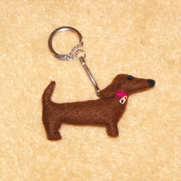 Felt Sausage Dog (Dachshund) keyring