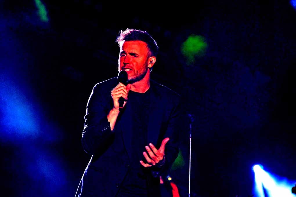 Gary Barlow Performing Live With Take That Photograph Print