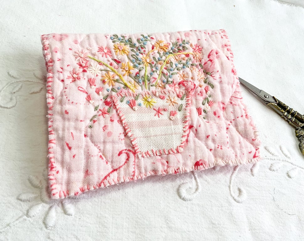 Vintage Needle Book Kit, Embroidered Needle Case.
