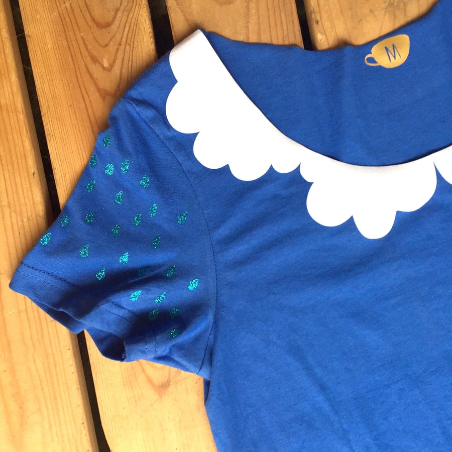 Womens Cloud lovers T-Shirt. Blue rainy ladies top with Peter Pan style collar