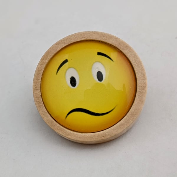 Worried Emoji brooch in wooden setting 012