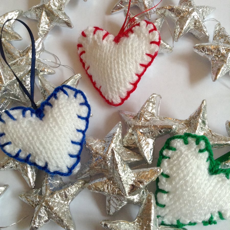 Hand-knitted Christmas love hearts