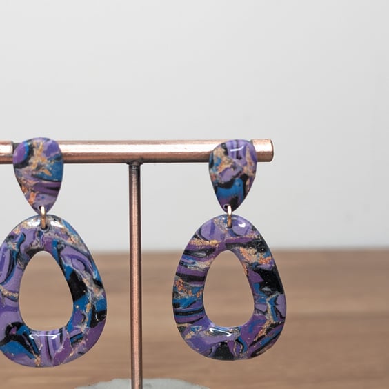 Yzma inspired  hollow pebble dangle earrings 