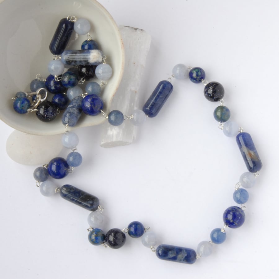 Shades of blue beaded necklace