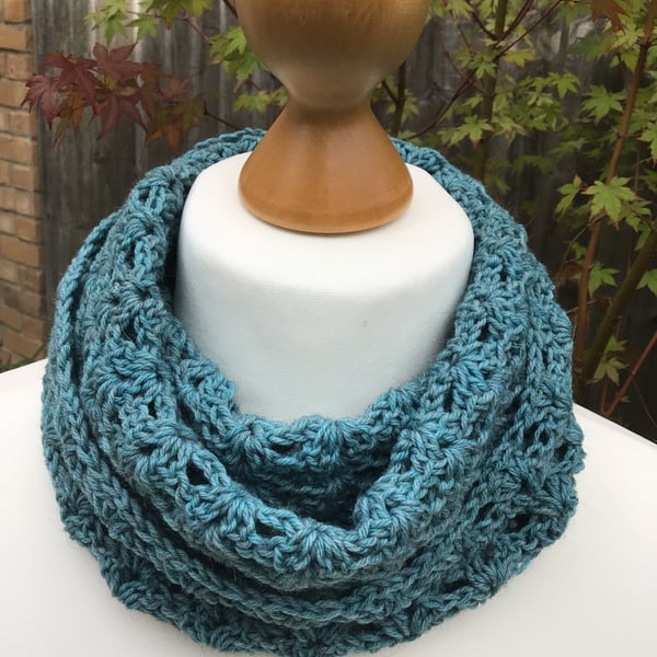 Snood in gorgeous Teal