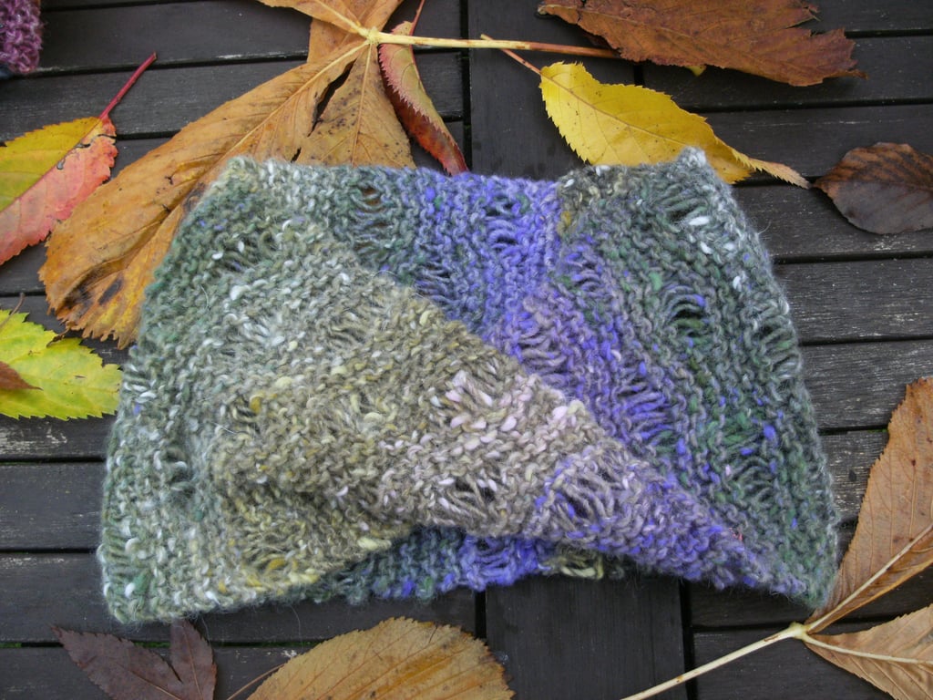 Noro MOBIUS NECK WARMER Wool & Angora in muted purple, pink & khaki