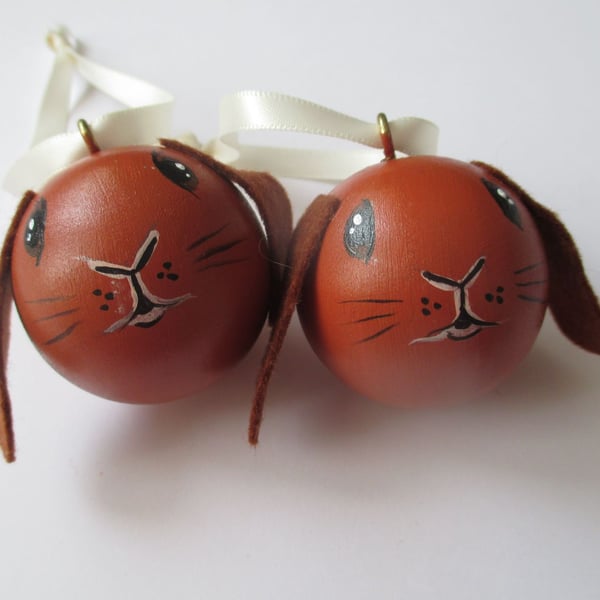 2x Bunny Rabbit Pet Head Baubles Hanging Decorations Christmas or Easter