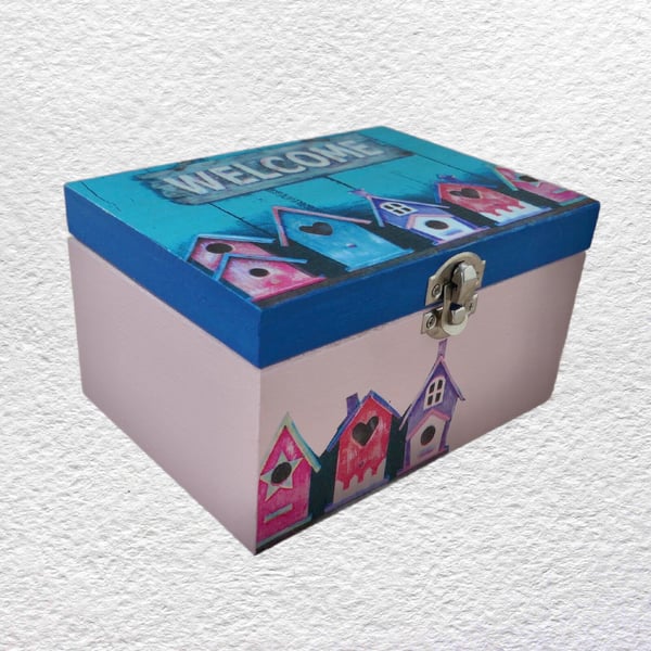 Bird House: Decorated Wooden Trinket Keepsake Box 16cm