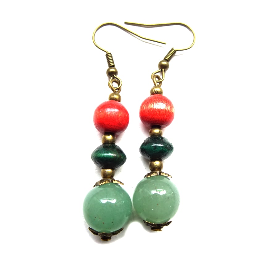 Red dark and kight green bead dangle drop earrings