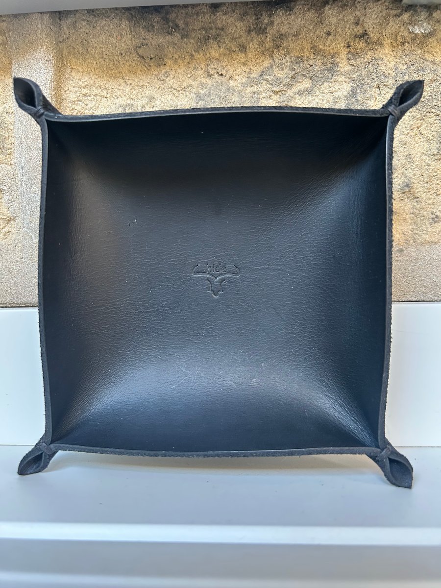 Black leather tidy tray 