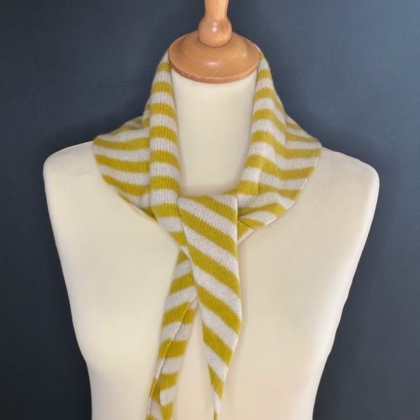 Triangle Scarf - Piccalilli & Ecru