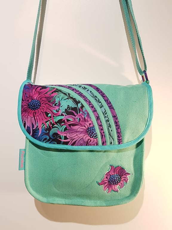 Turquise and purple flowers shoulder bag 