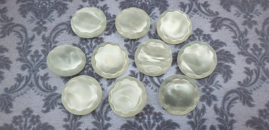 1 & 1 8" 28mm 44L VINTAGE Buttons IVORY, Cream mock Pearl