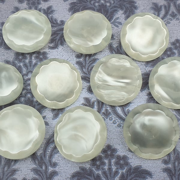 1 & 1 8" 28mm 44L VINTAGE Buttons IVORY, Cream mock Pearl