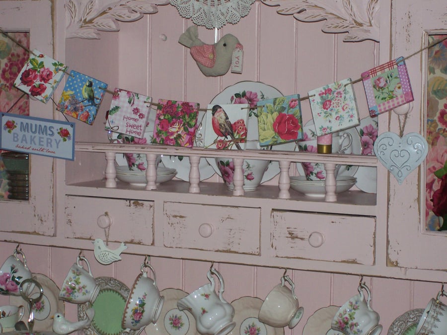 SHABBY CHIC WOODEN BUNTING MADE WITH CATH KIDSTON DESIGNS DRESSER GARLAND PARTY 