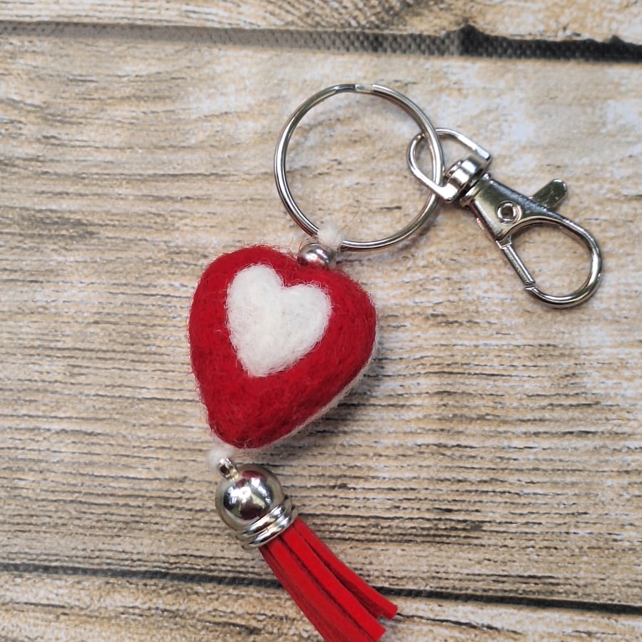 Needle Felted Heart Keychain – Reversible Red & White Heart Charm with Tassel