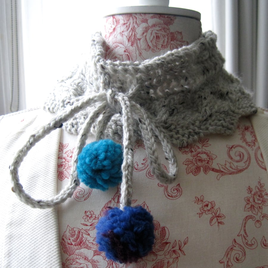 Tweedy Pom Pom collar