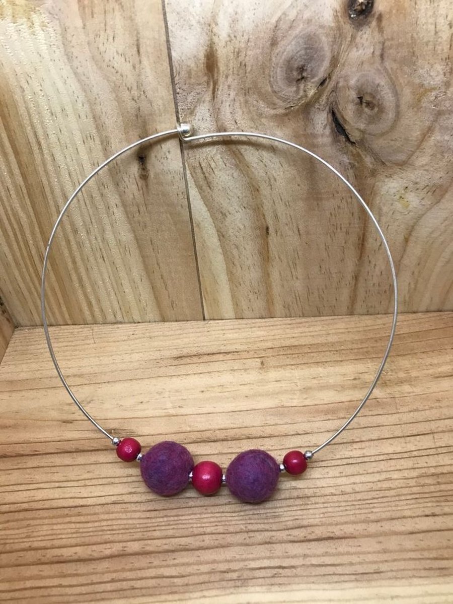 Felt Necklace. (244)