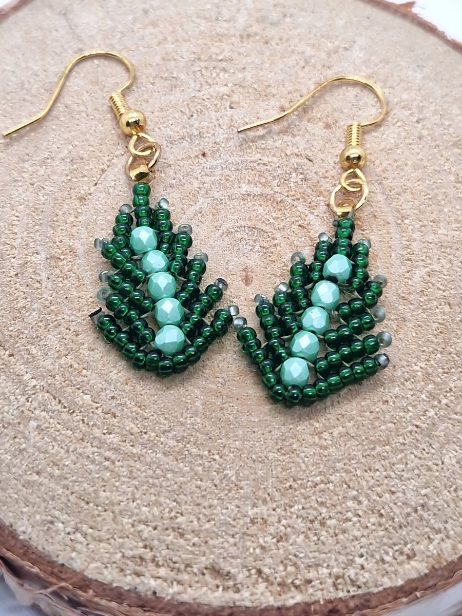 Green yule tree beaded earrings