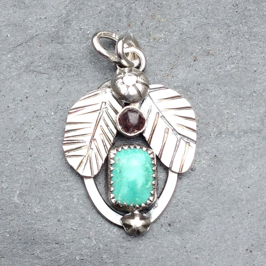 Thames Garnet leafy pendant