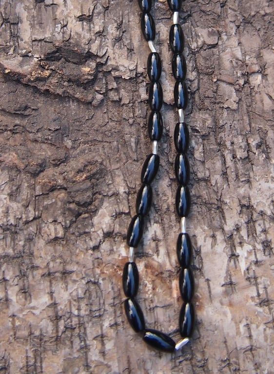 Black polished onyx necklace