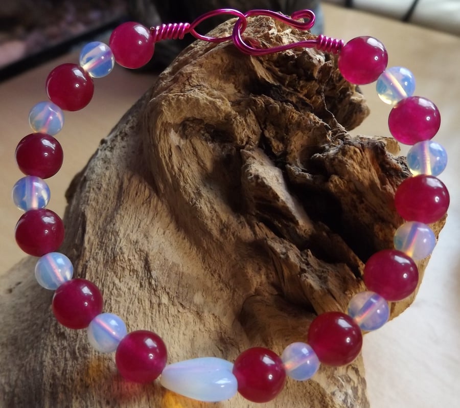 Moonstone heart and rose jade bracelet