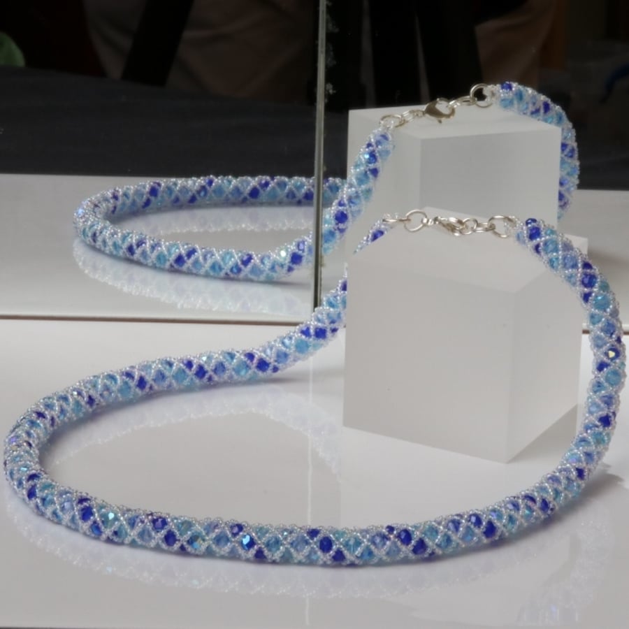 Blue and Aqua Frosty Colours Netted Necklace 