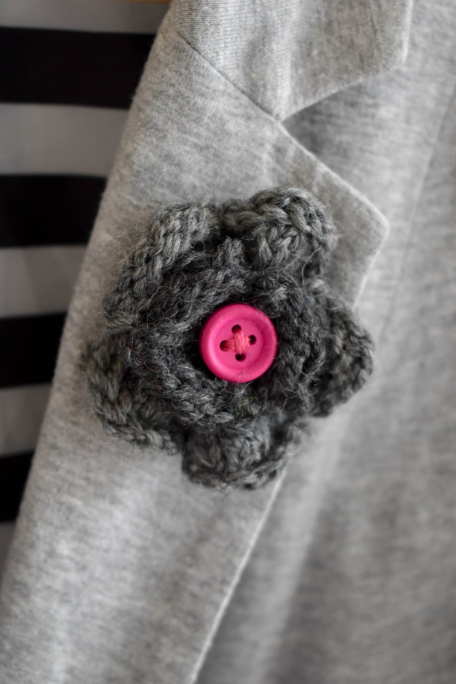 SOLD - Hand knitted flower brooch pin - Grey and pink