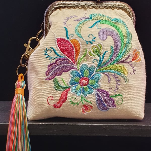 Rosemaling spring flowers design purse 
