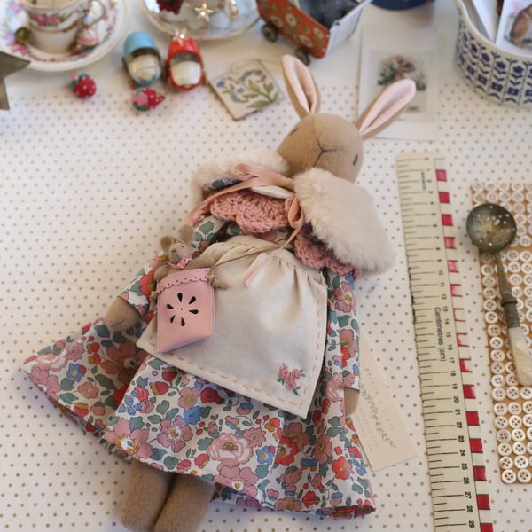 Heirloom Liberty Bunny - Medium size Betsy