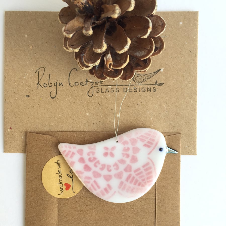 Snow robin with pink lace pattern and silver beak