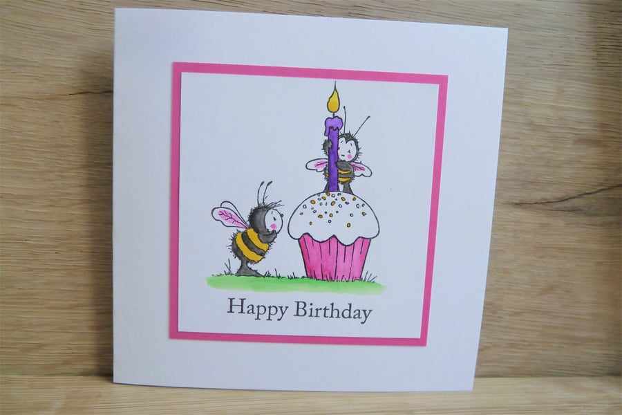 happy birthday card, bee with pink cupcake