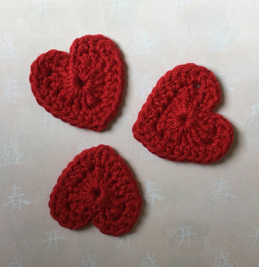 Crochet Red Heart Appliques Embellishments