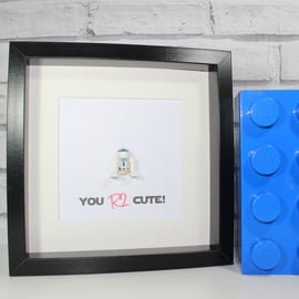 LEGO STAR WARS - R2-D2 - VALENTINE'S DAY - FRAMED LEGO MINIFIGURE - GREAT GIFT