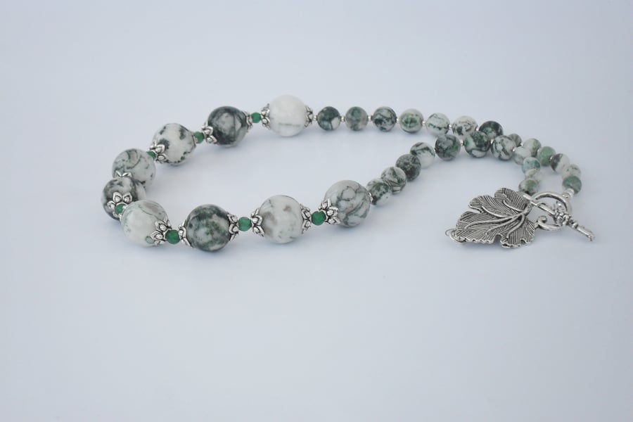 Green tree agate and aventurine necklace