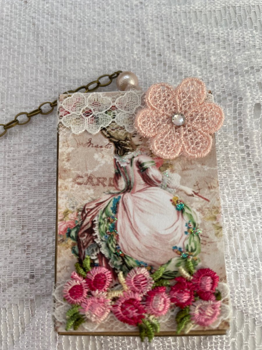 Marie Antoinette altered matchbox AT22