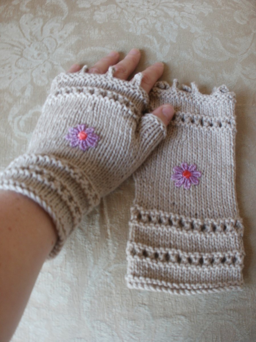 Hand knit lace fingerless gloves
