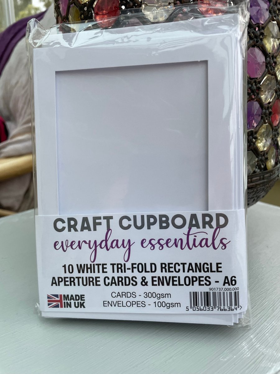 10 white tri-fold rectangle aperture cards C6 size