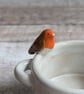 Small ceramic tealight holder with mini robin, white glaze - Image 3