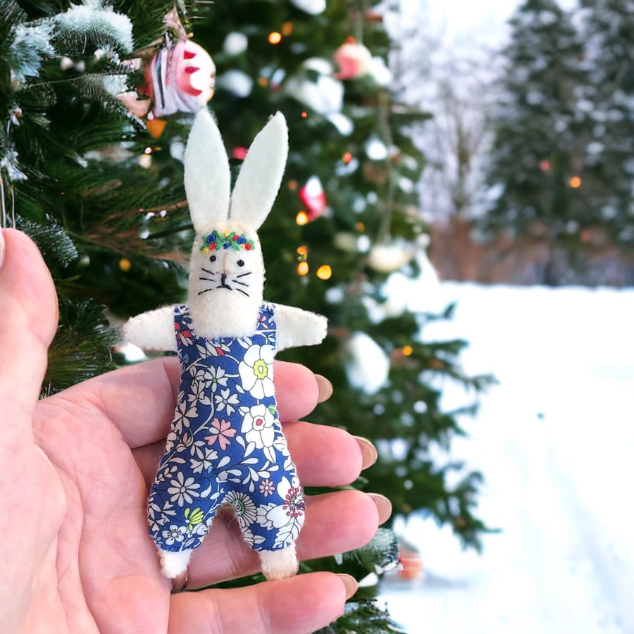 Cute Bunny Rabbit Christmas Gift