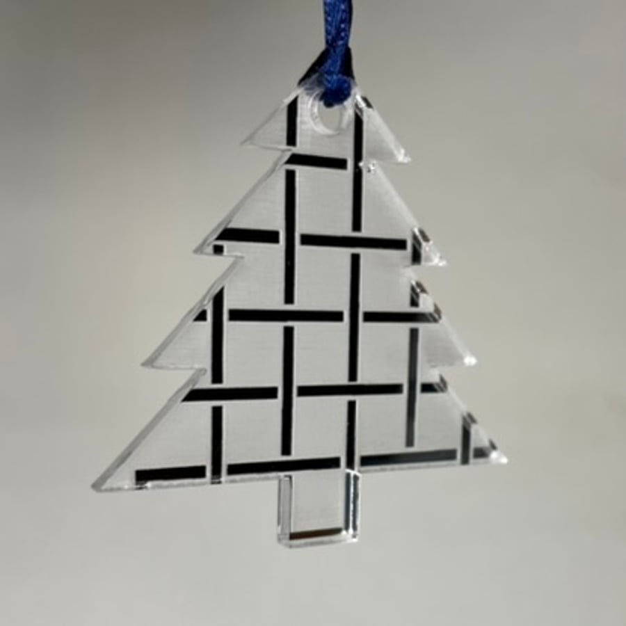 Silver mirrored tree - weave design