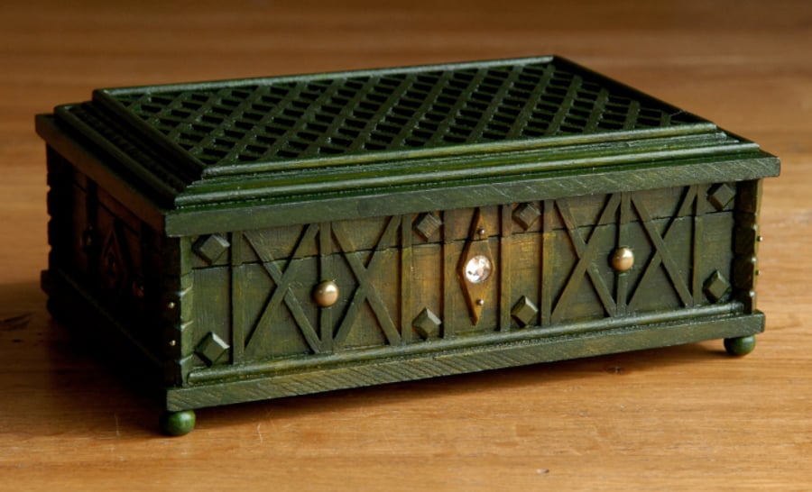 Dark green decorative box