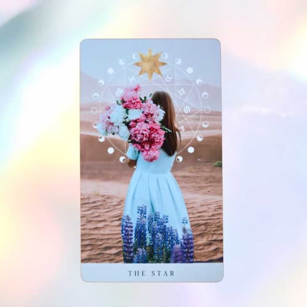 The Lumiere Tarot Deck - Deluxe Tarot Cards with Gold Foil 