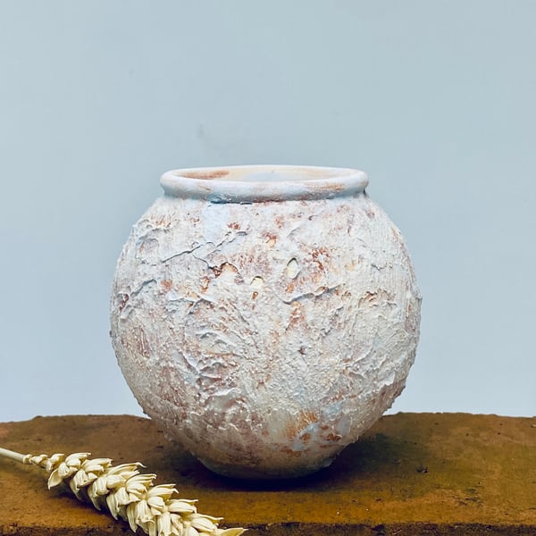 Small textured moon jar