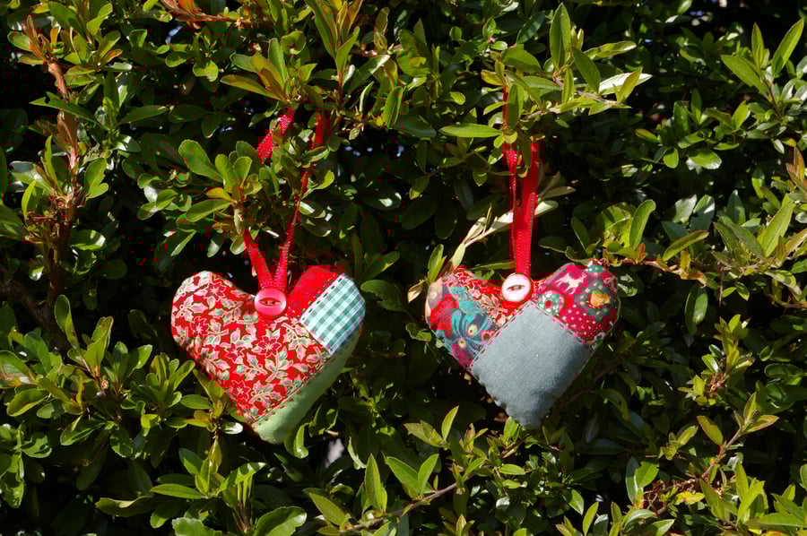 Patchwork Scented Christmas Heart Decorations x2