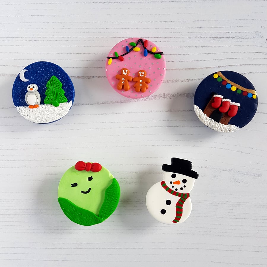 Christmas themed magnetic needle minders, Choose your style