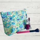 Makeup bags green floral 
